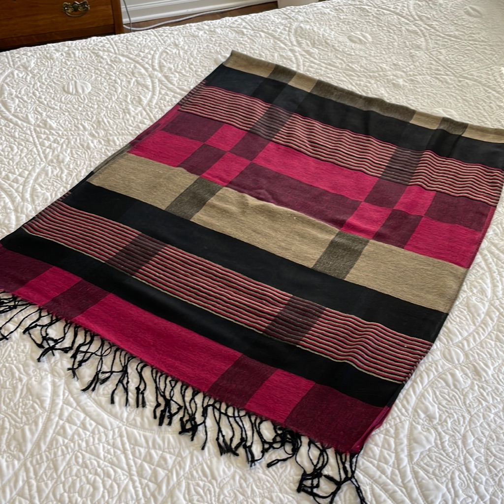 Vintage. Large Rectangular Scarf